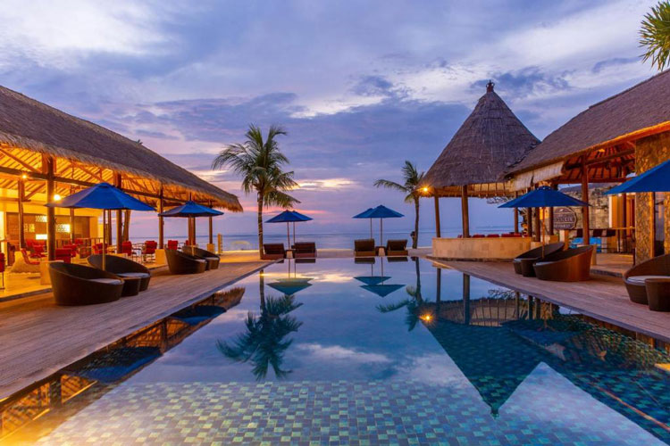 Lembongan Beach Club & Resort - reisroute Bali